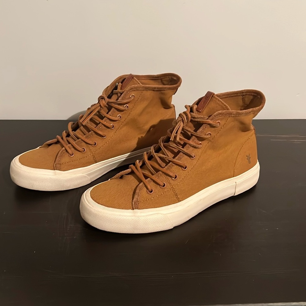 Frye Mid-Top Camel Shoes